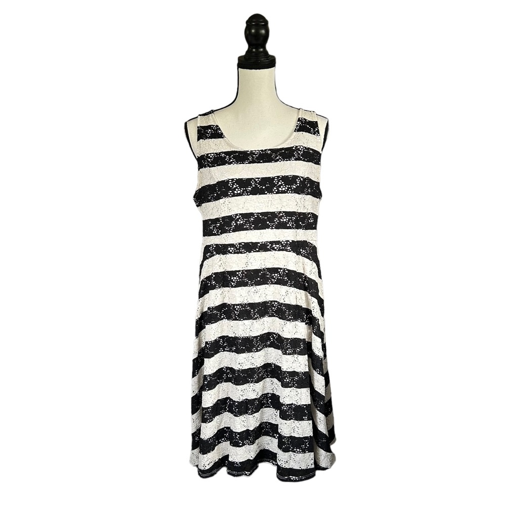 SALE Lane Bryant Black & White Stripe Lace Dress Fit & Flare Sleeveless Size 16